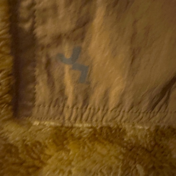 NWT Joy Lab jacket size med in light & darker tan Lift collar to keep neck warm - Picture 3 of 5